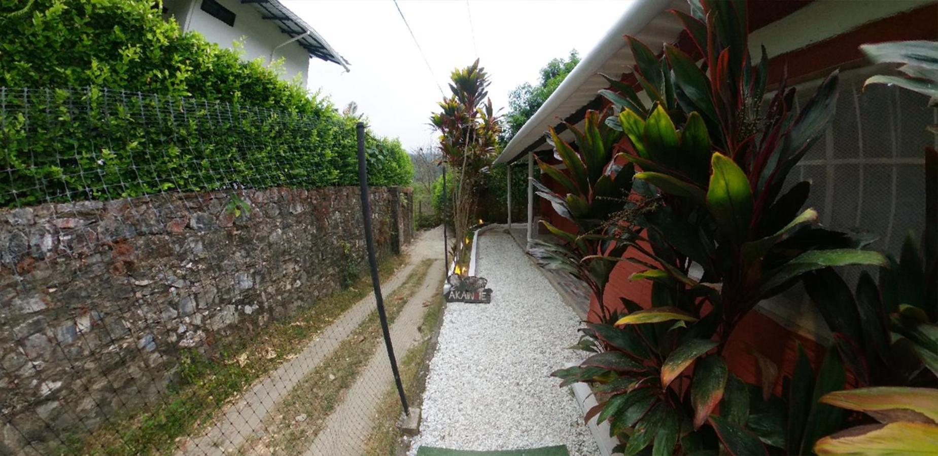 Hotel Akainoie Minca Exterior foto